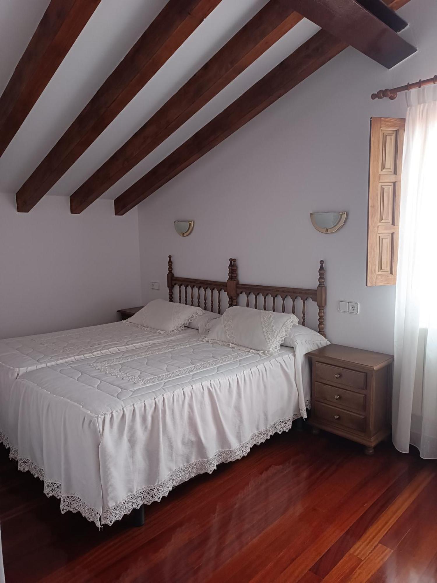 Montanes Hotel Сантилана дел Мар Екстериор снимка